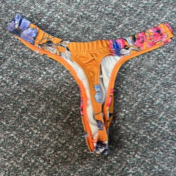 Robert Carey men thong - Picture 2 of 4